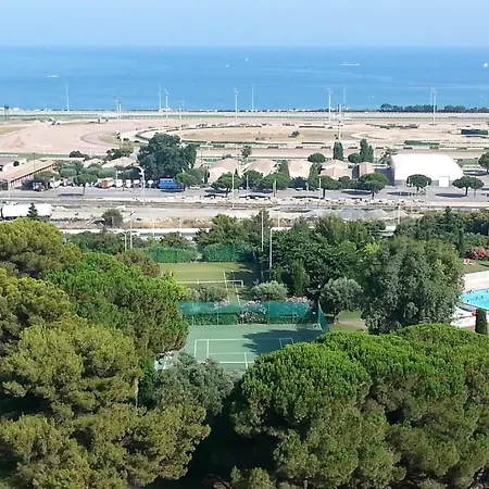 Lägenhet Domaine Du Loup *